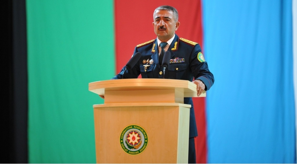 zefer-gununu-serhedchiler-yuksek-ehval-ruhiyye-ve-boyuk-coshqu-ile-qeyd-edibler