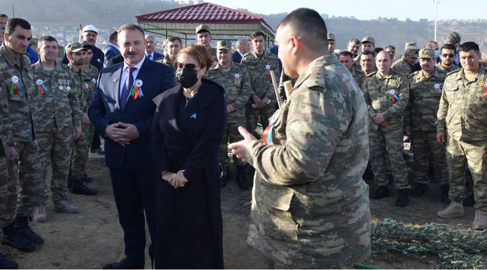 socar-rehberliyinin-ishtiraki-ile-shehidlerimizin-sayi-qeder-agac-ekilib-foto