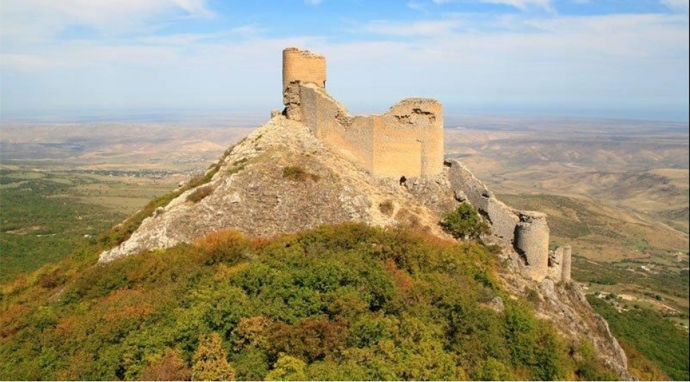 chiraqqalada-aparilan-berpa-konservasiya-ishleri-bu-ilin-sonuna-kimi-yekunlashacaq