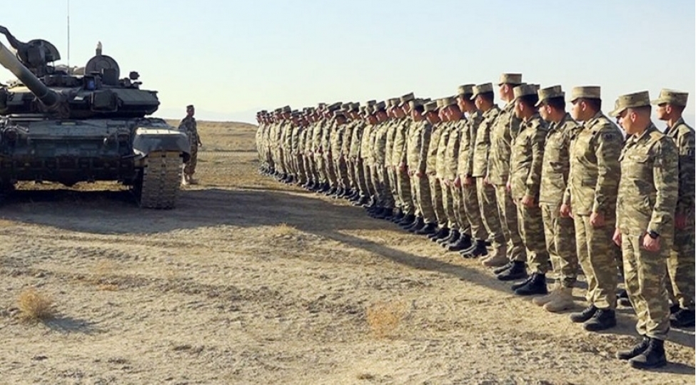 elahidde-umumqoshun-orduda-genc-zabitlerin-toplantisi-kechirilib-video