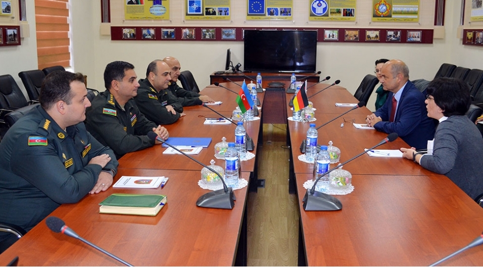 azerbaycan-ve-almaniyanin-herbi-huquq-ekspertleri-arasinda-gorush-kechirilib