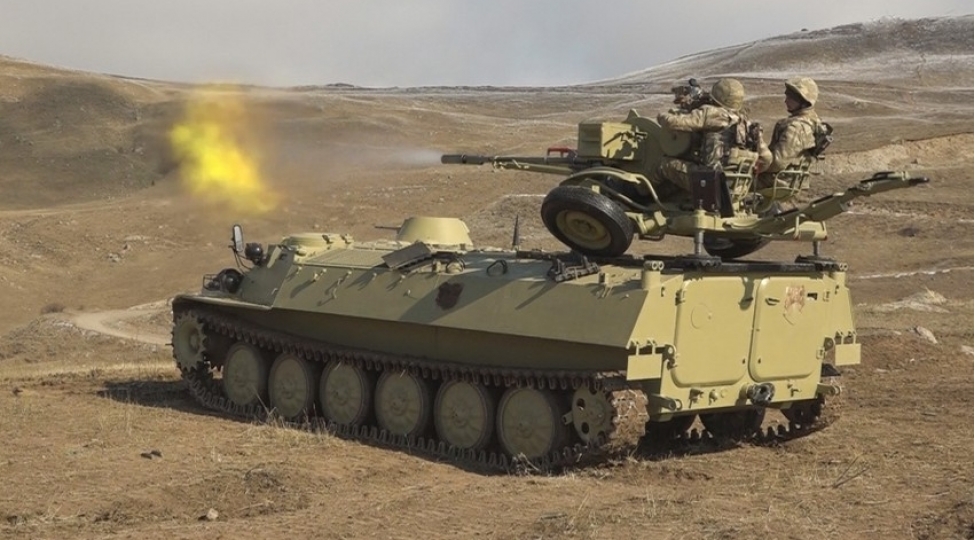 hava-hucumundan-mudafie-bolmeleri-naxchivanda-meshq-kechirib