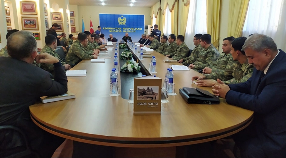 esger-nefesi-kitabinin-teqdimati-kechirilib-video