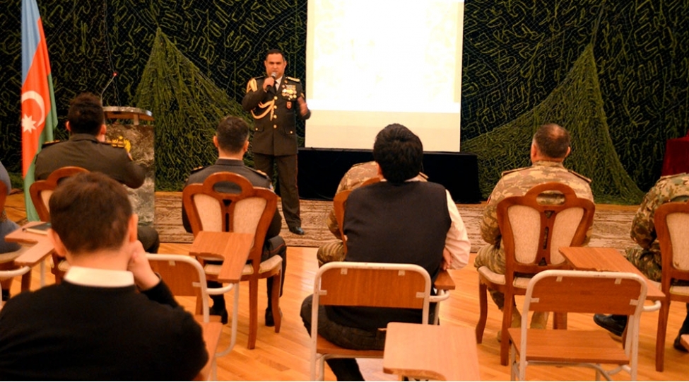 veten-muharibesi-ishtirakchilari-ile-gorush-teshkil-olunub