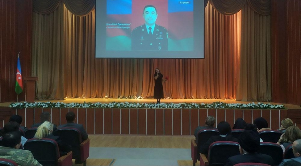 shehidlerin-xatiresine-hesr-olunmush-anim-merasimleri-kechirilib-video-2