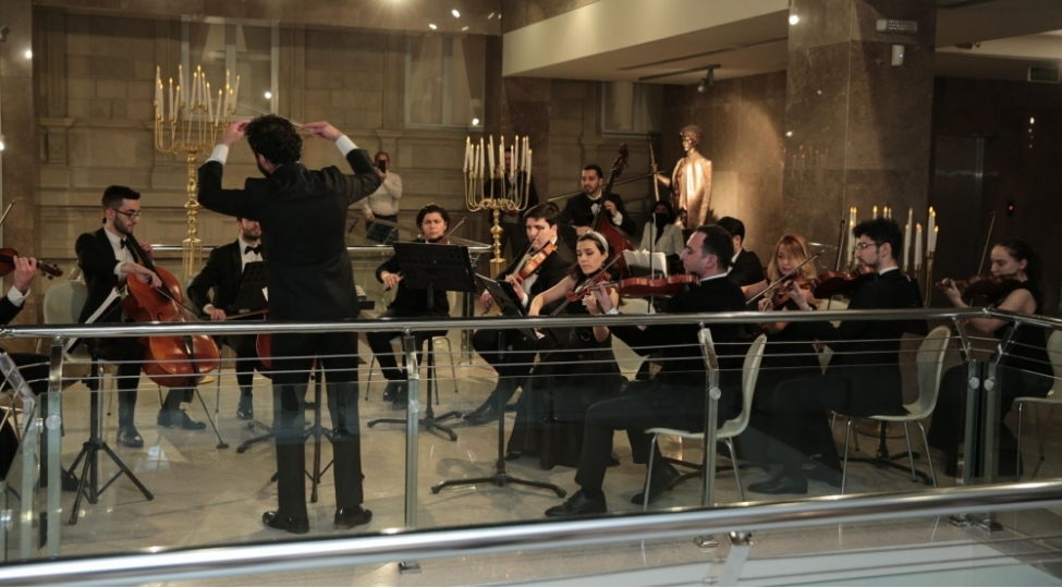 baki-kamera-orkestri-milli-incesenet-muzeyinde-konsert-verib
