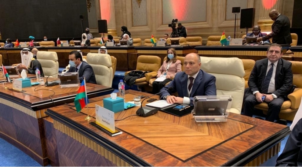 anar-kerimov-qlobal-forumda-ishtirak-edib-fotolar