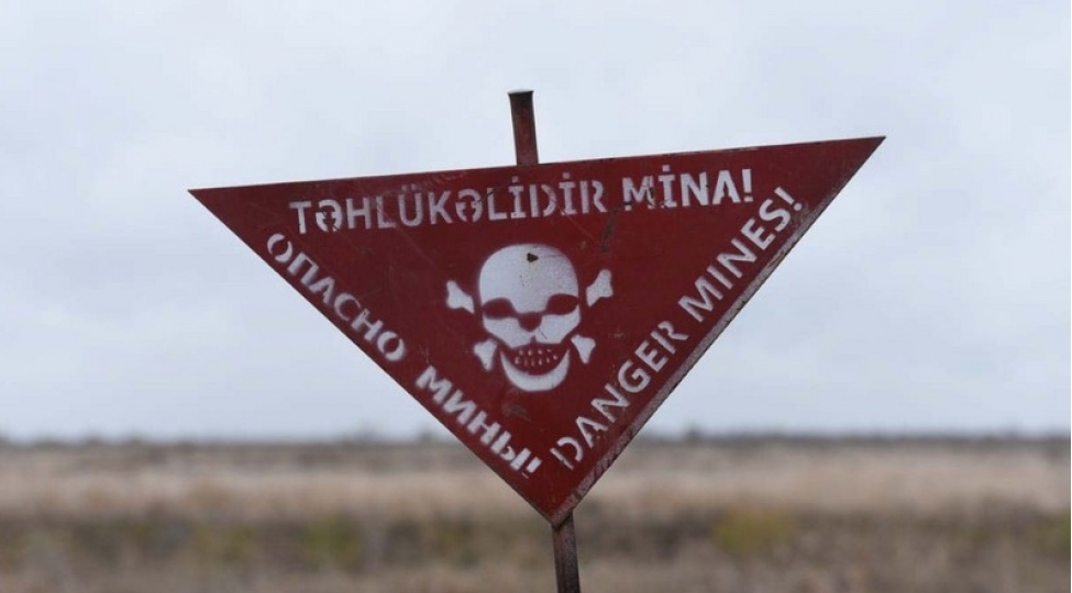 anama-sedri-ermenistanin-azerbaycana-verdiyi-mina-xeriteleri-emal-edilir