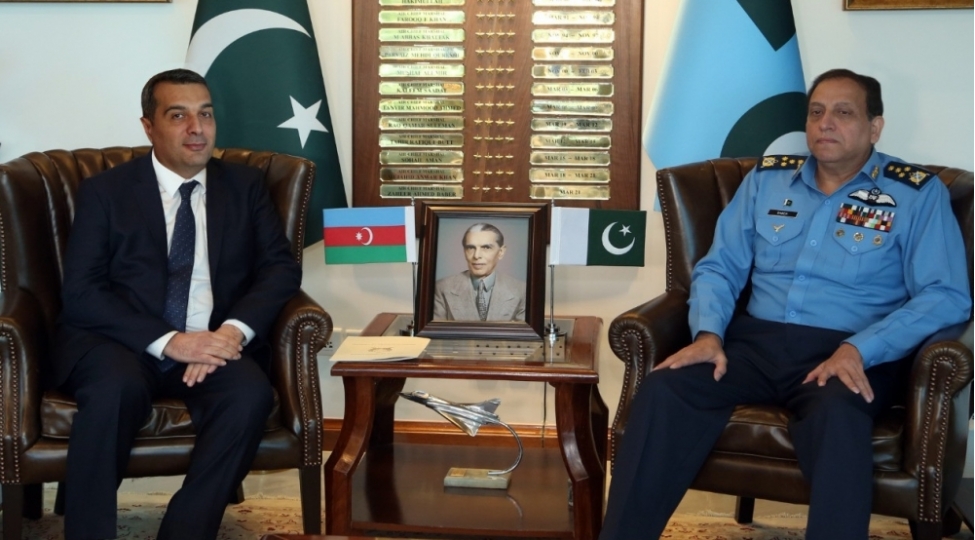 sefirimiz-pakistan-hhq-nin-komandani-ile-gorushub