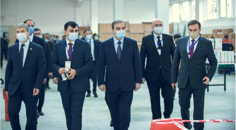 azerbaycanda-ilk-led-lampalari-istehsal-eden-zavodu-fealiyyete-bashlayib-fotovideo