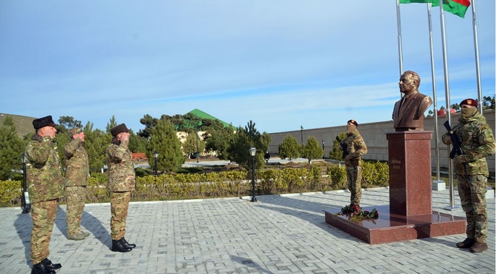 zakir-hesenov-xususi-teyinatli-quvvelerin-herbi-hissesinde-olub-fotovideo