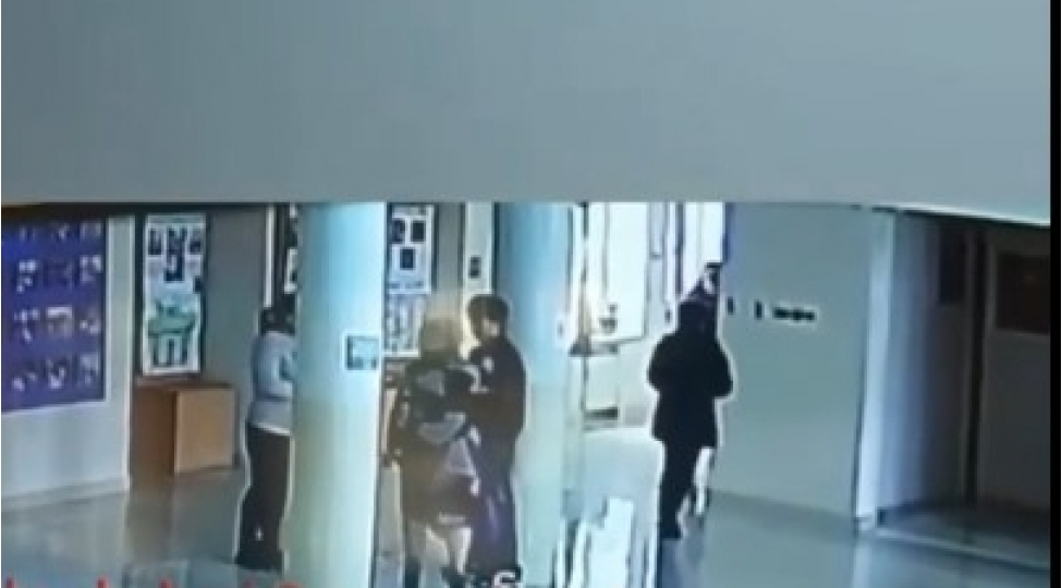 direktorun-shagirdleri-doymesini-eks-etdiren-video-yayilib