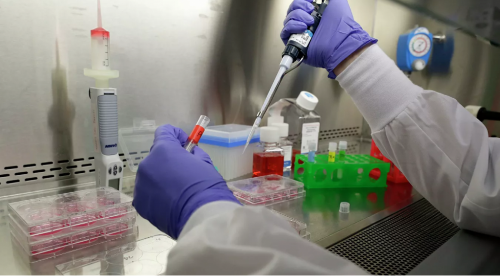 yaponiyali-alimler-birdefelik-covid-19-vaksini-uzerinde-ishleyirler