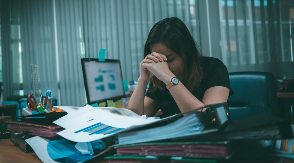 insan-stresden-ariqlayir-yoxsa-kokelir