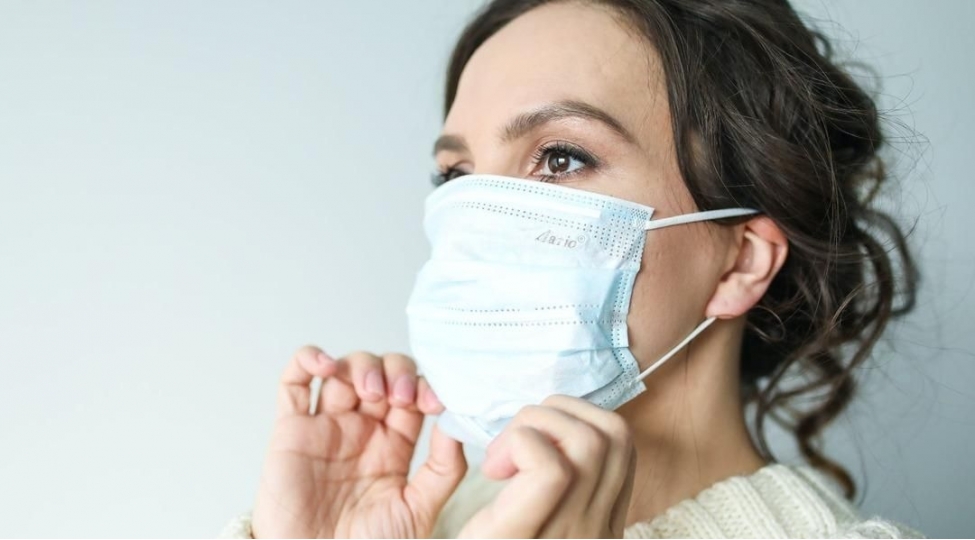 hekim-salam-vermek-kifayetdir-ki-omikrona-yoluxasan