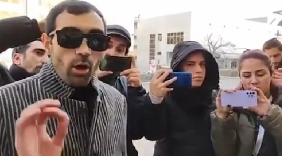 ozunu-qazi-kimi-teqdim-eden-shexs-kimdir-video