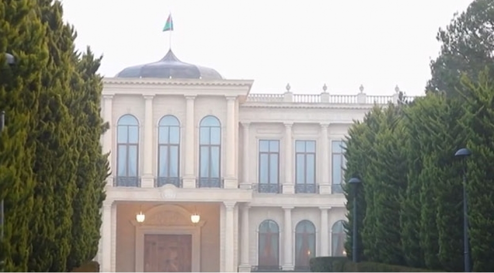 prezidentin-iqametgahinda-bir-neche-saat