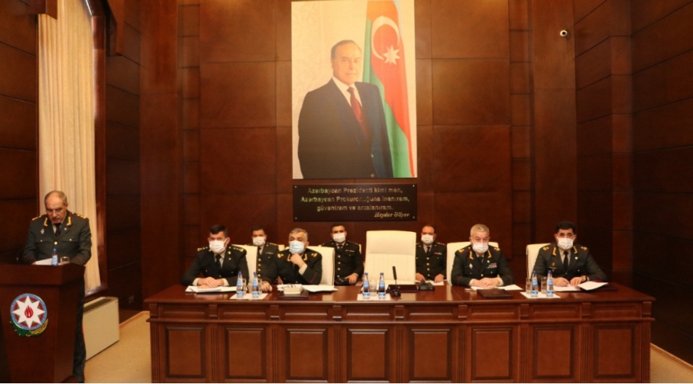 herbi-prokurorlugun-6-ishchisi-intizam-mesuliyyetine-celb-olunub