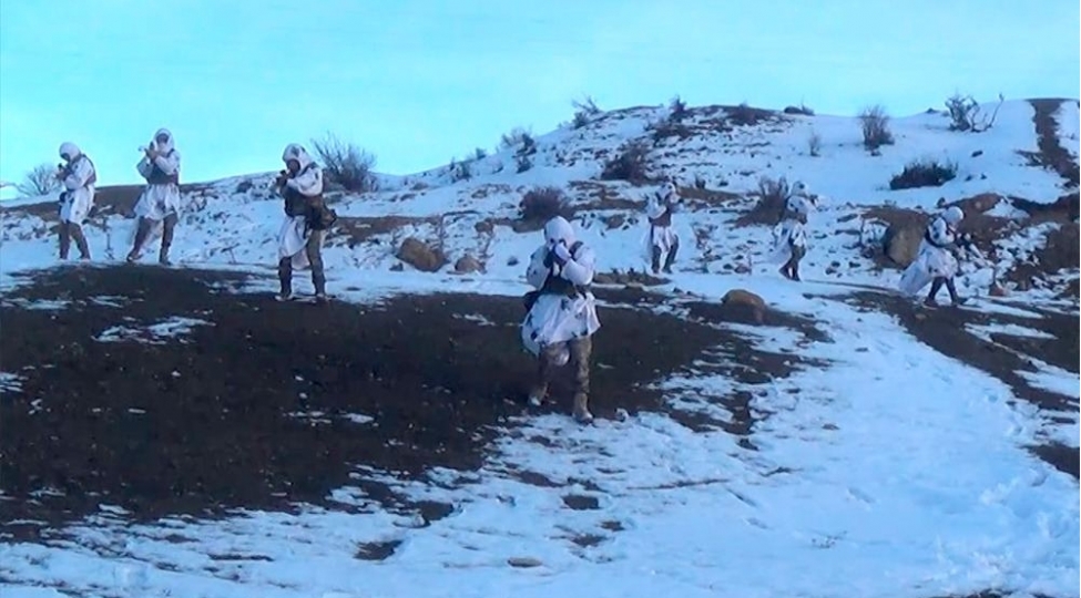 komando-herbi-hissesinde-telim-meshqleri-kechirilib-video