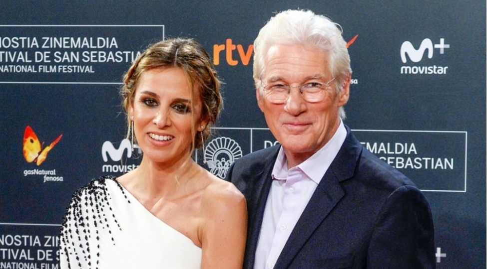 meshhur-cutluk-malikanelerini-28-milyona-satir-foto