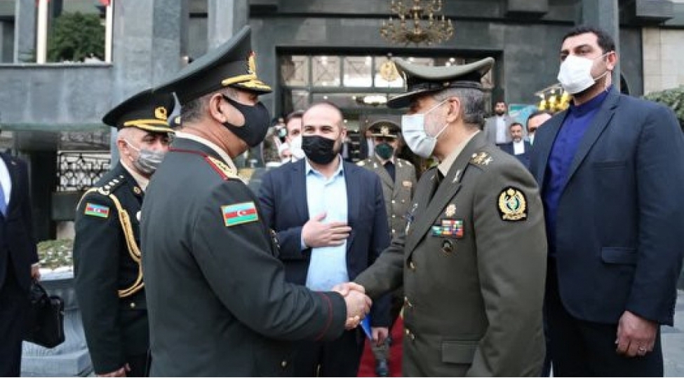 zakir-hesenov-iranin-mudafie-naziri-ile-gorushub