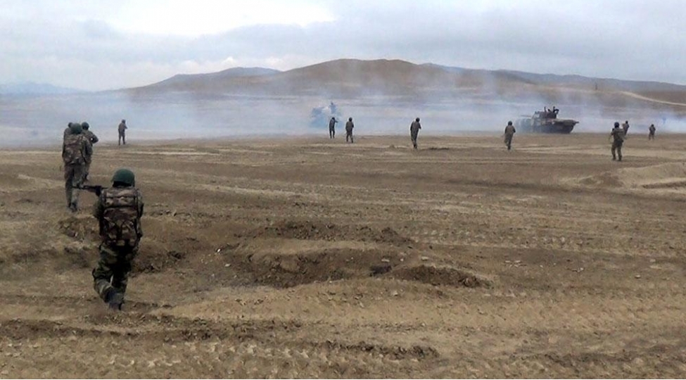 herbi-vezifelilerle-kechirilen-telim-toplanishi-basha-chatib-videofoto