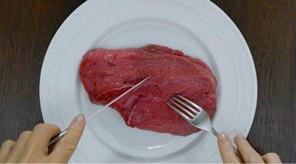 et-yemeyen-insanlarin-bedeninde-ne-bash-verir