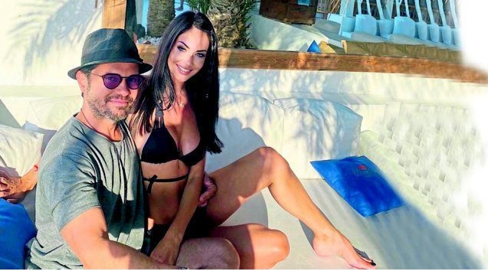 yeni-mahnisi-gundem-oldu-video