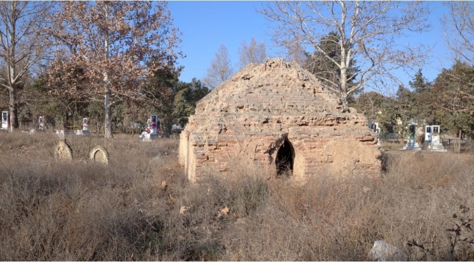 shemkirde-2-yeni-turbe-ashkarlanib