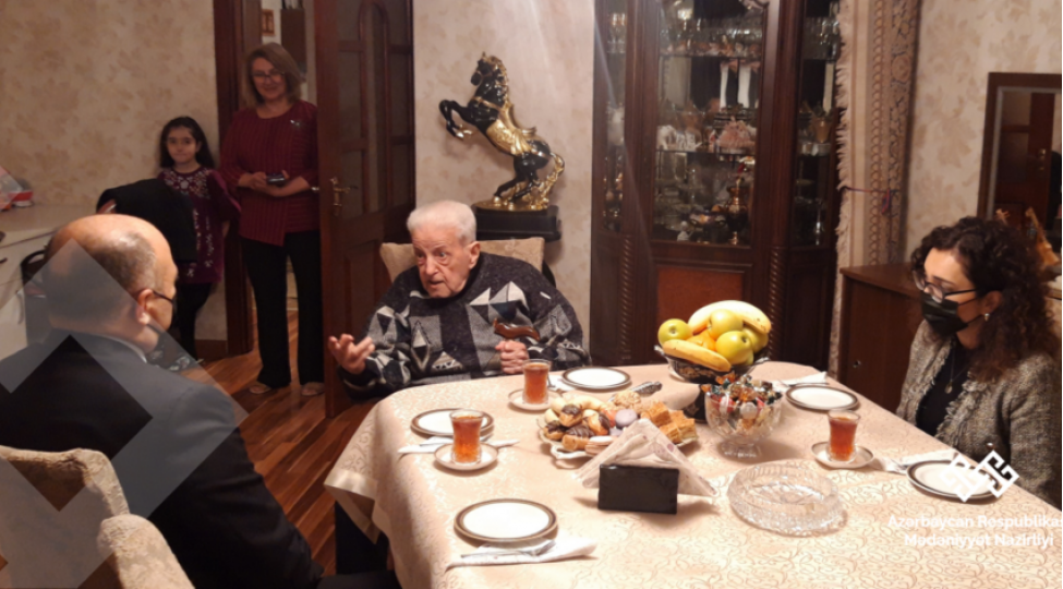 medeniyyet-naziri-elibaba-memmedovu-ziyaret-edib-foto