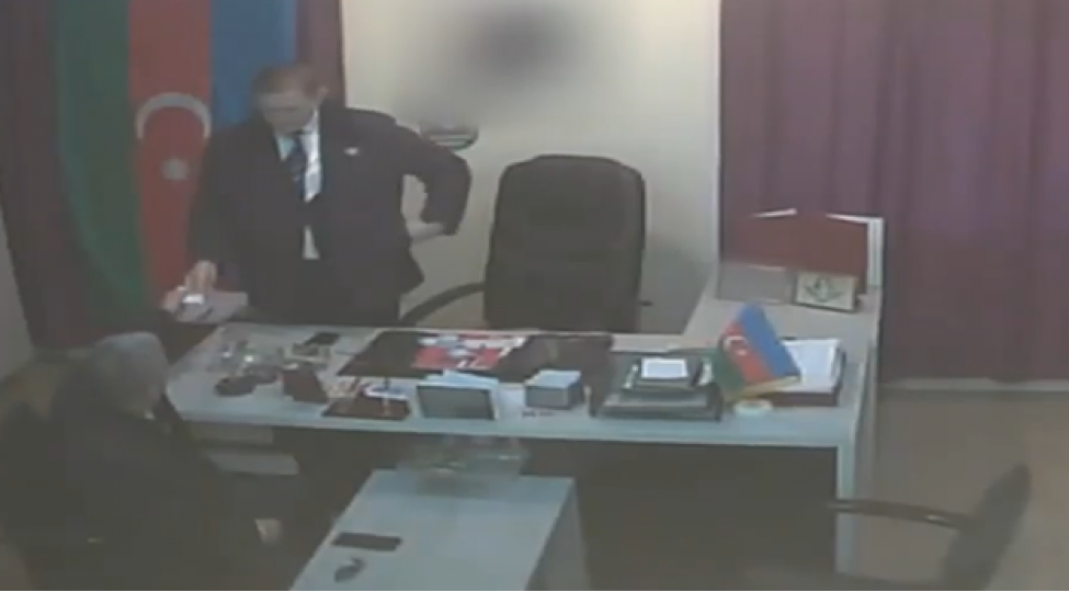 ramil-shukurovun-ofisinde-vetendashlardan-rushvet-aldigi-goruntuler-video