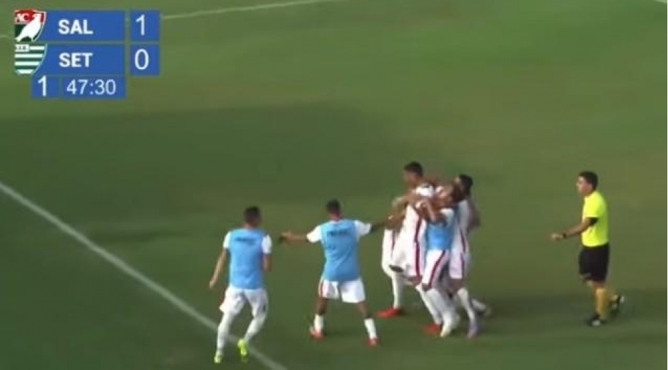 braziliyada-fantastik-qol-video