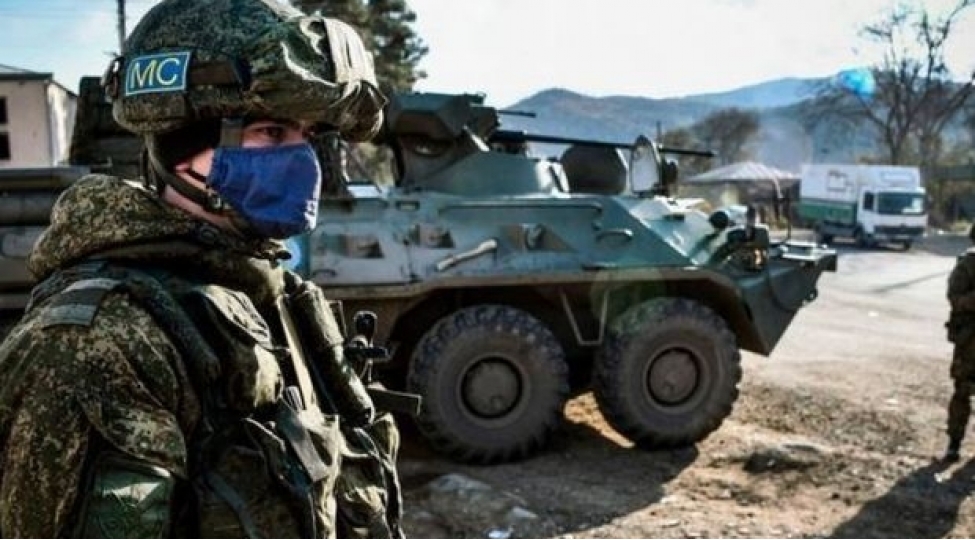 qarabagda-ermenilerin-mersedesi-sulhmeramlilarin-btrile-toqqushub-foto