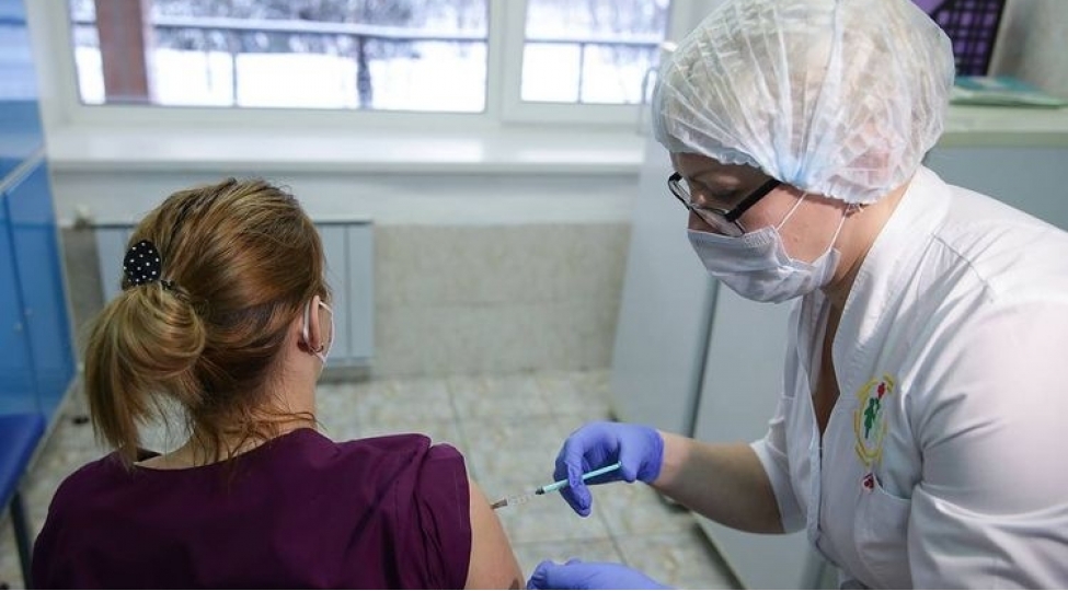 covid-19-eleyhine-peyvend-olunanlarin-sayi-achiqlanib-98