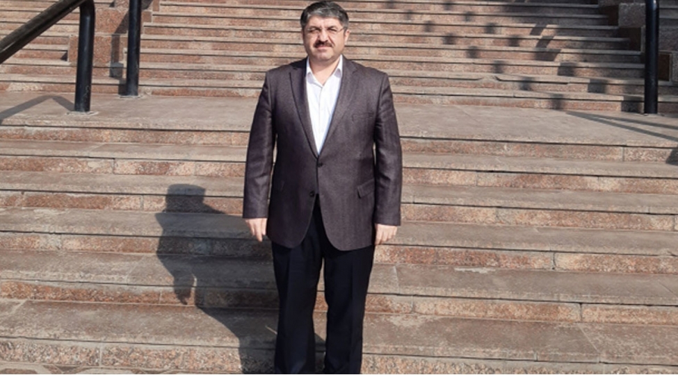 misirde-xaqani-shirvaninin-elyazmalari-tapilib