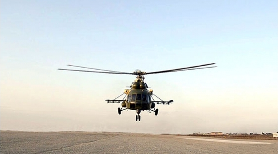 helikopterlerle-uchush-meshqleri-kechirilib-video