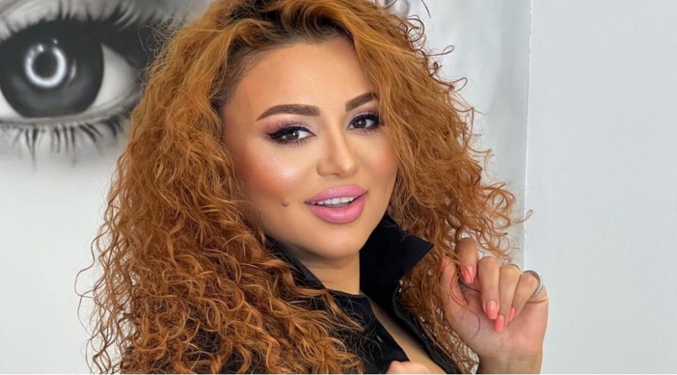 vefa-zeynalova-plastik-emeliyyat-etdirib