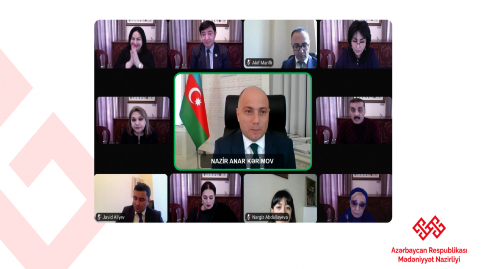 ashiq-elesgerin-heykelinin-layihesi-muzakire-olunub