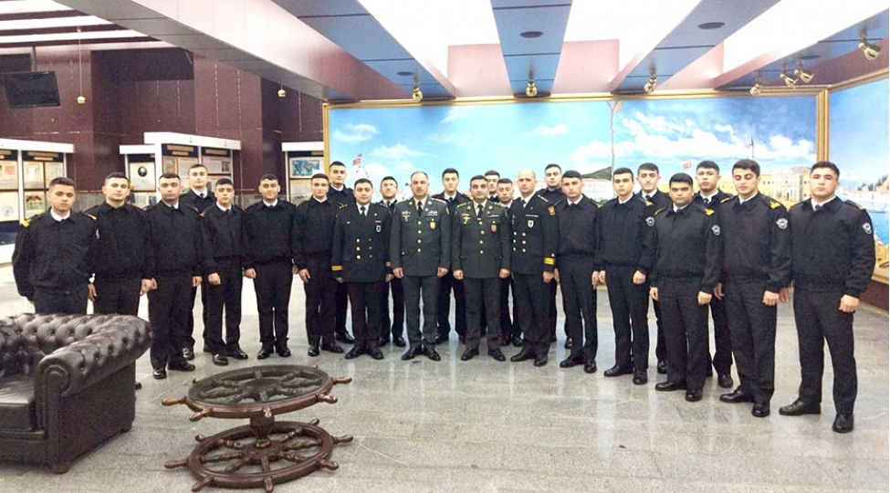 mudafie-nazirliyinin-numayende-heyeti-turkiyede-seferde-olub-foto