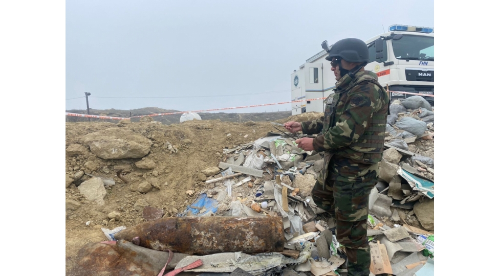 bakida-deniz-artilleriya-mermisi-ashkarlanib