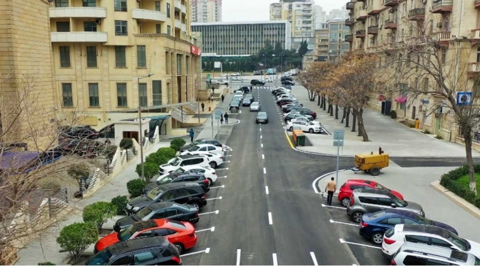 besti-bagirova-kuchesi-muasir-shehersalma-qaydalarina-uygun-temir-edilib-fotovideo