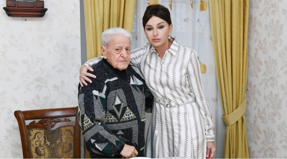birinci-vitse-prezident-mehriban-eliyeva-elibaba-memmedovun-vefati-medeniyyetimiz-butun-xalqimiz-uchun-boyuk-ve-evezsiz-itkidir