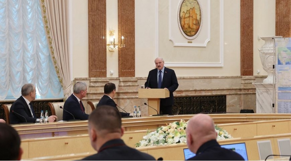 erdogan-da-putinle-zelenskinin-mumkun-qeder-tez-gorushmesinin-terefdaridir-lukashenkovideo