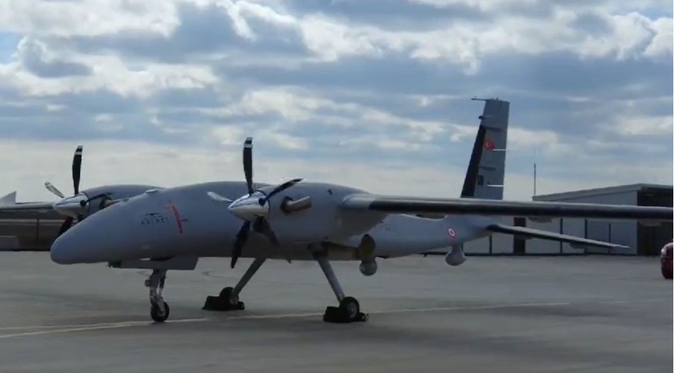 bayraktar-akinci-bnin-ilk-uchush-testi-ugurlu-olub-video