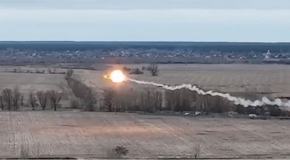 ukraynada-rusiyaya-mexsus-daha-bir-helikopter-vuruldu-video