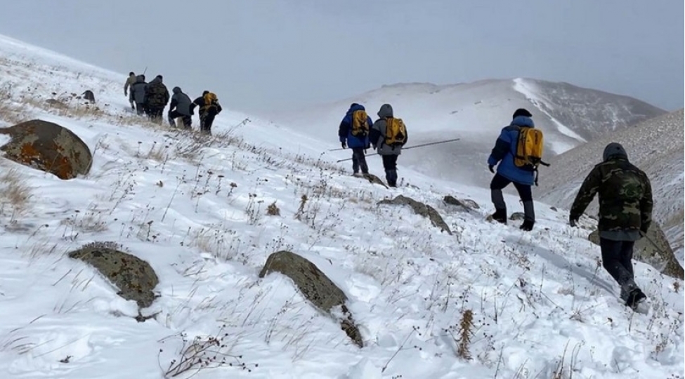 azerbaycan-ordusunun-lachinda-itkin-dushen-esgerlerinin-axtarishi-davam-edir