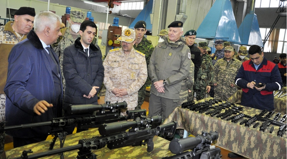 herbi-attasheler-iqlim-elmi-istehsalat-muessisesini-ziyaret-edibler