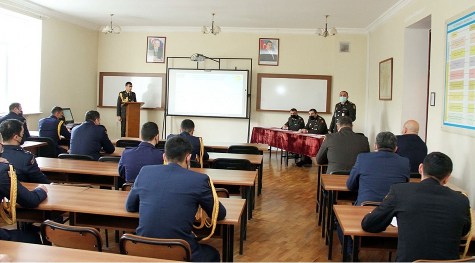 ali-herbi-mektebde-elmi-konfrans-kechirilib