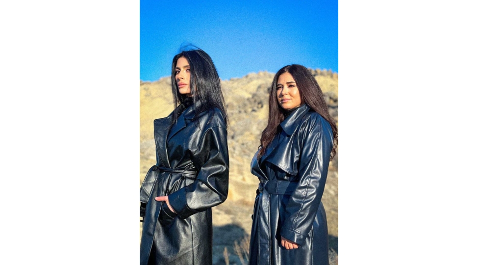 refiqe-mugenniler-duet-oxudular-video