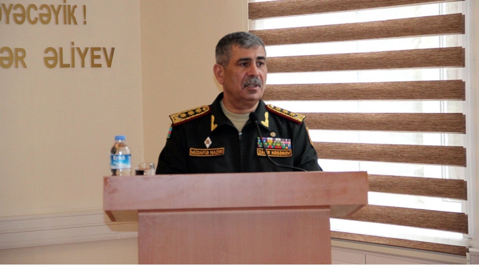 mudafie-naziri-xususi-teyinatli-tehsil-muessiselerinde-olub